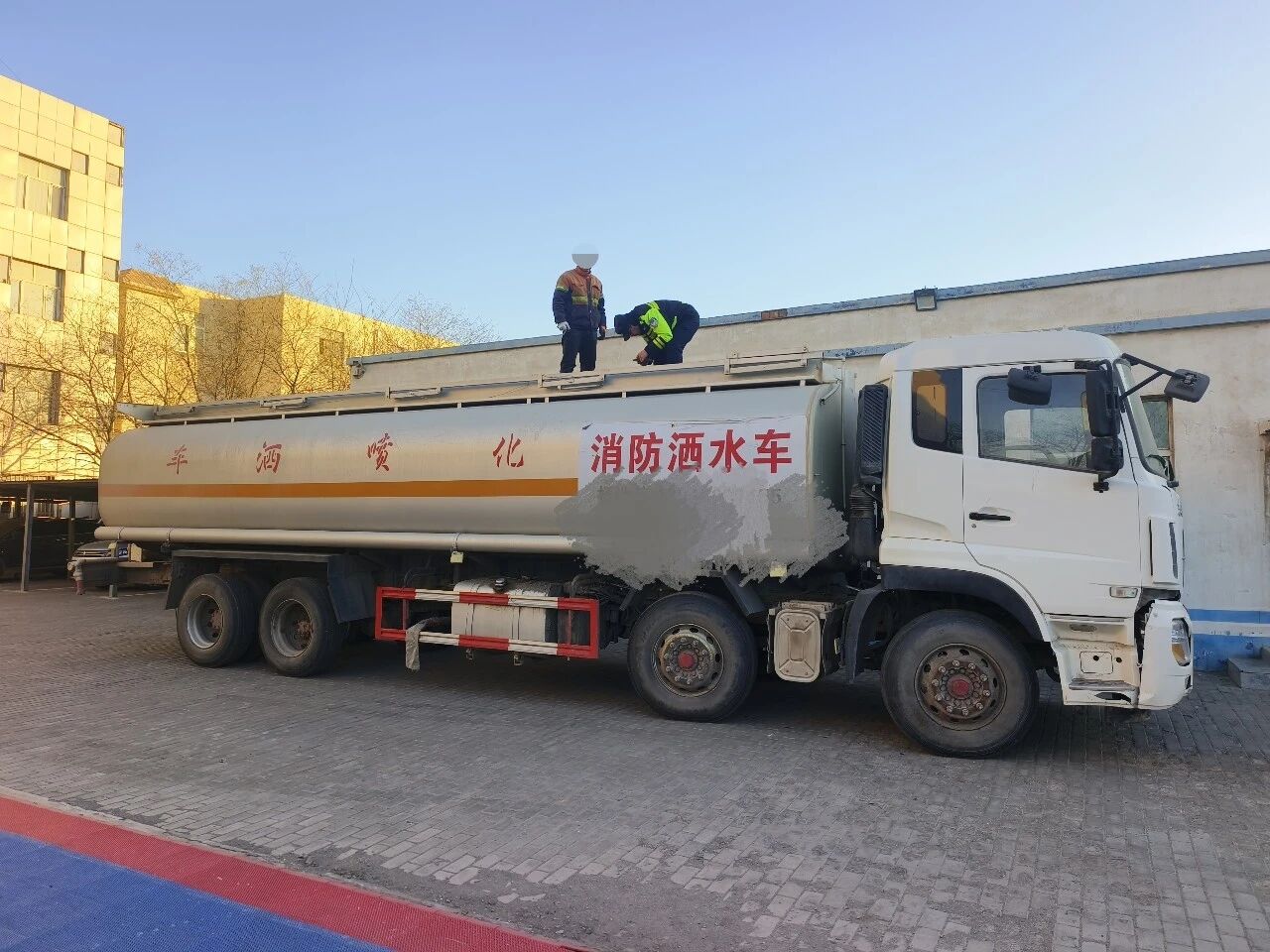 82根电缆线！抓获8人！案值10余万！阿拉善高新区公安破获一起案件